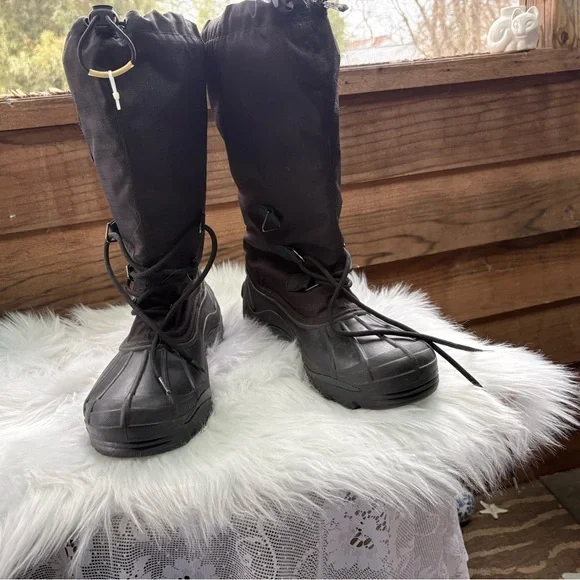 Sorel Blizzard Insulated Waterproof Snow Boots. Size 11 - Picture 4 of 5